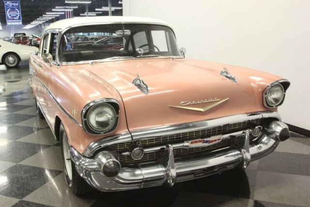 Chevrolet Bel Air/150/210 1957 image number 18