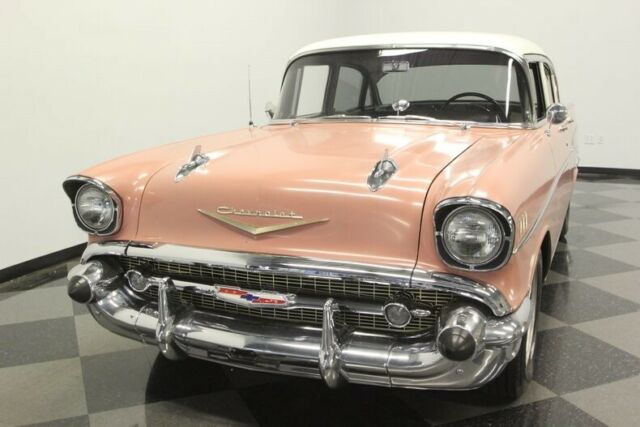 Chevrolet Bel Air/150/210 1957 image number 20