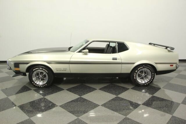 Ford Mustang 1971 image number 2