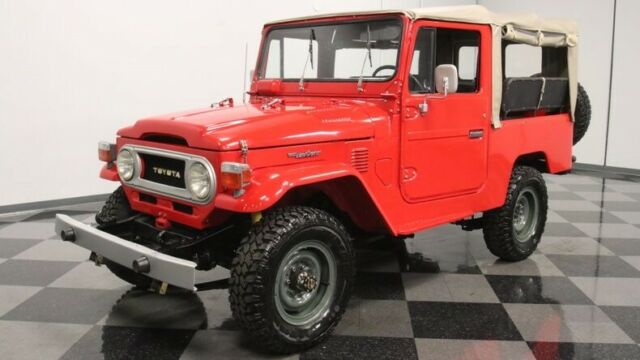 Toyota Land Cruiser 1979 image number 21