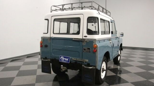 Land Rover Series IIA 1972 image number 12