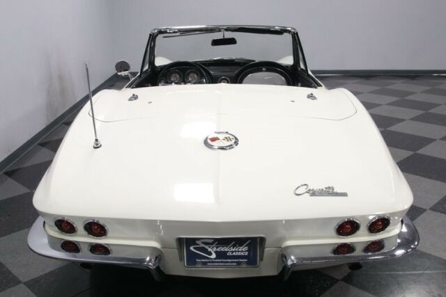 Chevrolet Corvette 1963 image number 11