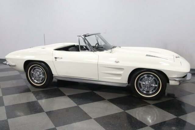 Chevrolet Corvette 1963 image number 16