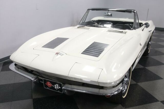 Chevrolet Corvette 1963 image number 20