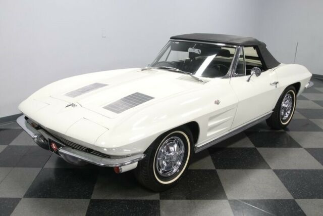 Chevrolet Corvette 1963 image number 23