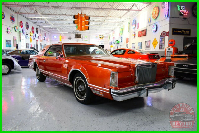 Lincoln Continental 1977 image number 0