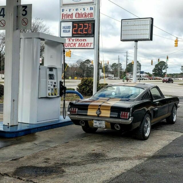 Ford Mustang 1965 image number 8