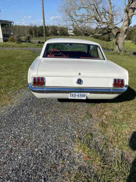 Ford Mustang 1965 image number 2