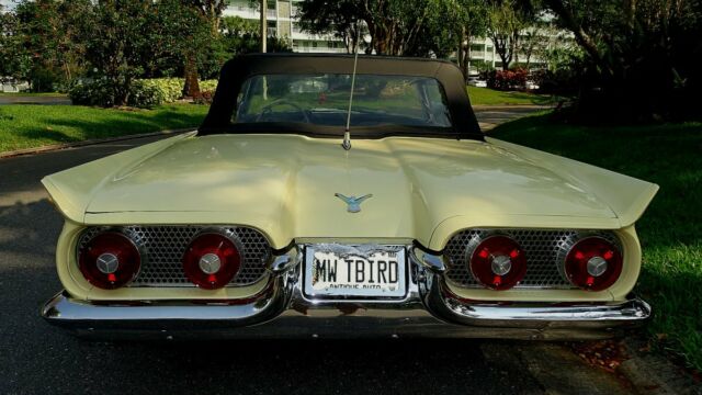 Ford Thunderbird 1958 image number 10