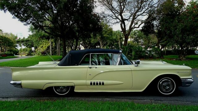 Ford Thunderbird 1958 image number 2