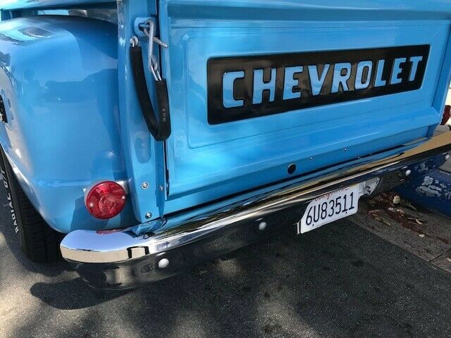 Chevrolet C-10 1969 image number 2