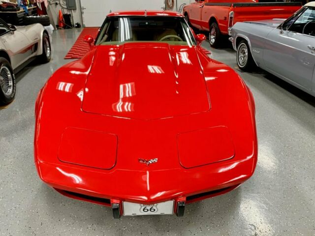 Chevrolet Corvette 1977 image number 3