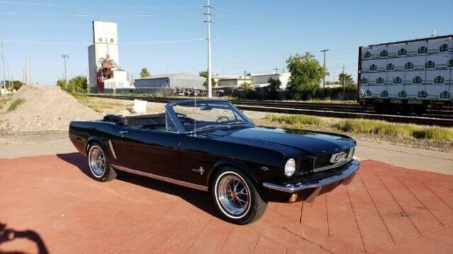 Ford Mustang 1965 image number 20