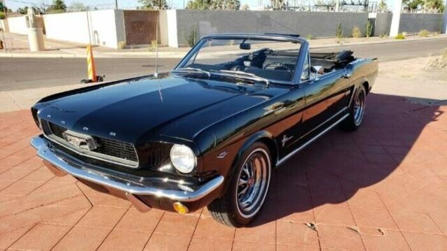 Ford Mustang 1965 image number 21