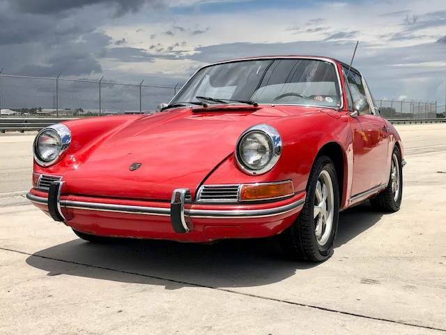 Porsche 911 1967 image number 27