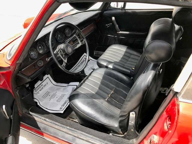 Porsche 911 1967 image number 32