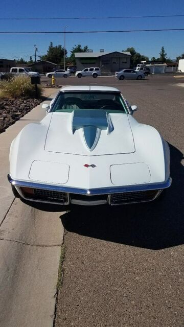 Chevrolet Corvette 1970 image number 14