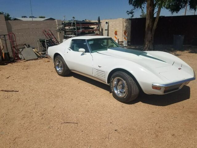 Chevrolet Corvette 1970 image number 24