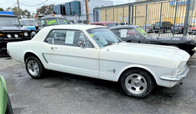 Ford Mustang 1965 image number 0