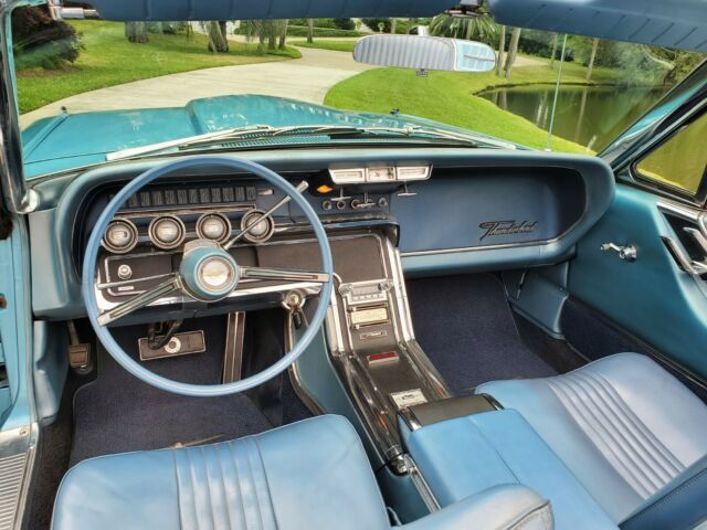 Ford Thunderbird 1965 image number 17