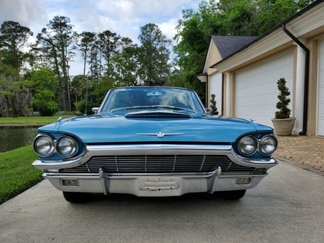 Ford Thunderbird 1965 image number 25