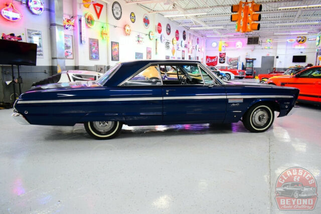 Plymouth Sport Fury 1965 image number 36