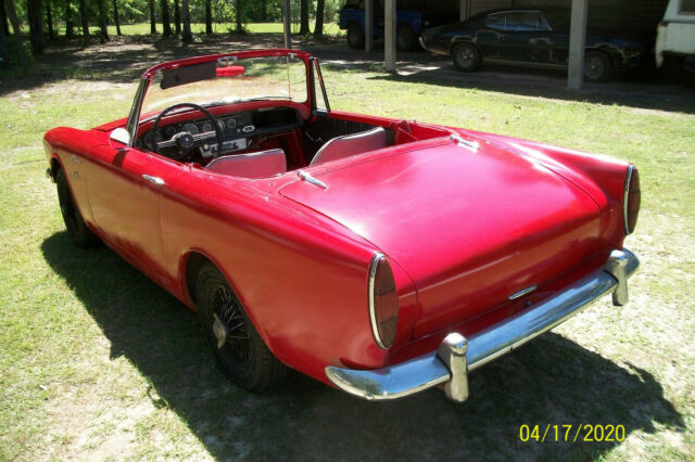 Sunbeam Alpine Series V 1967 image number 10