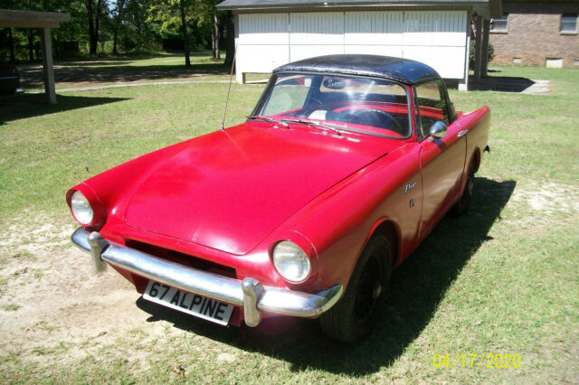 Sunbeam Alpine Series V 1967 image number 22