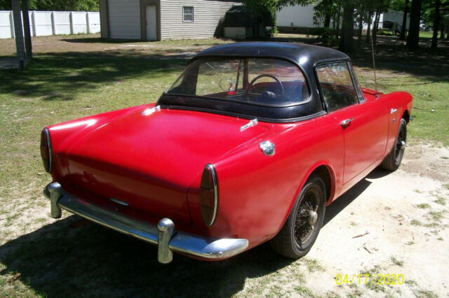 Sunbeam Alpine Series V 1967 image number 25