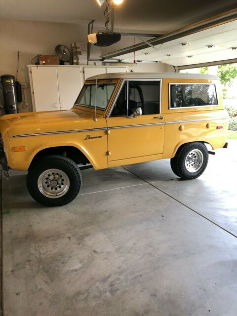 Ford Bronco 1974 image number 1