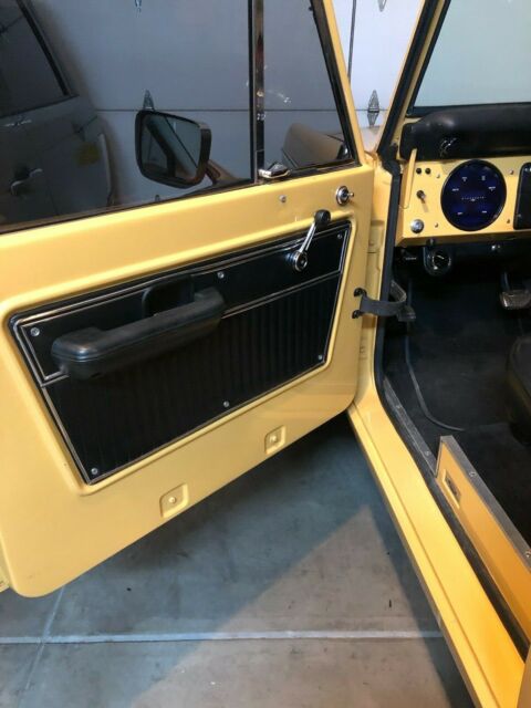 Ford Bronco 1974 image number 14