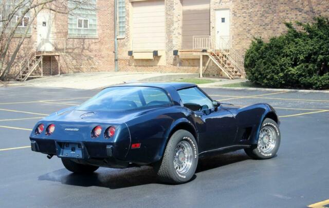 Chevrolet Corvette 1979 image number 26