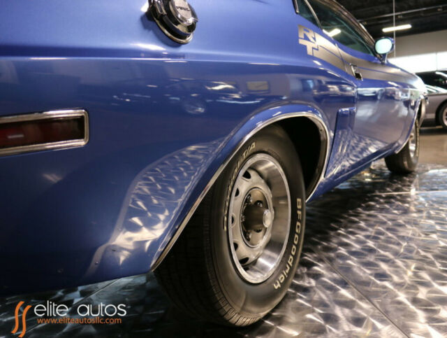 Dodge Challenger 1971 image number 40