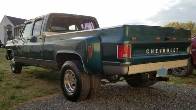 Chevrolet C/K Pickup 3500 1979 image number 24