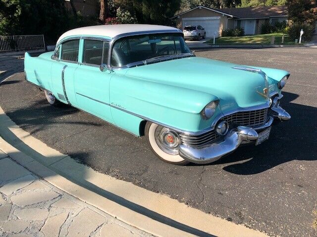 Cadillac Fleetwood 1954 image number 10