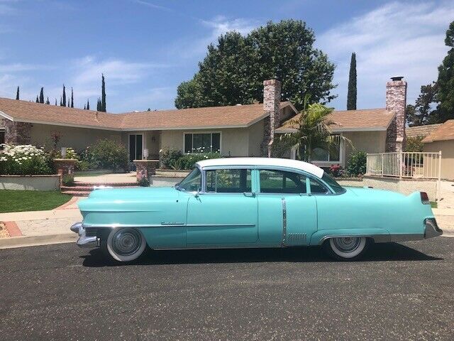 Cadillac Fleetwood 1954 image number 15