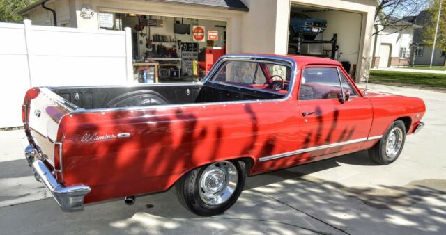 Chevrolet El Camino 1965 image number 2