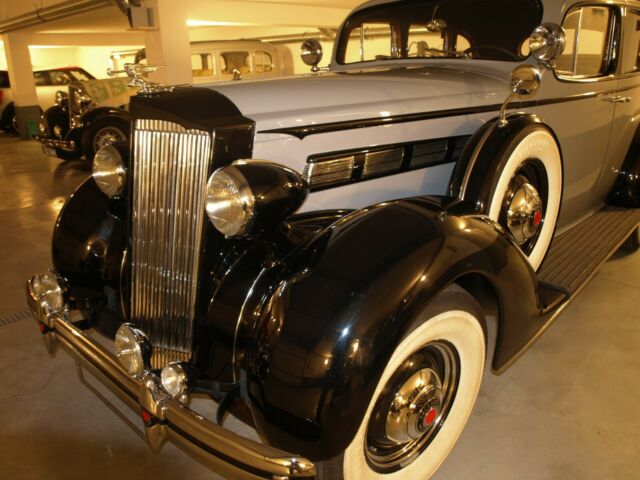 Packard Standard Eight 1937 image number 26