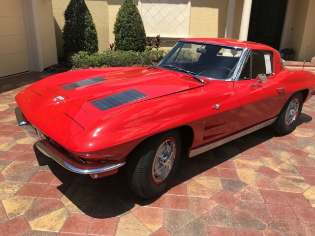 Chevrolet Corvette 1963 image number 28