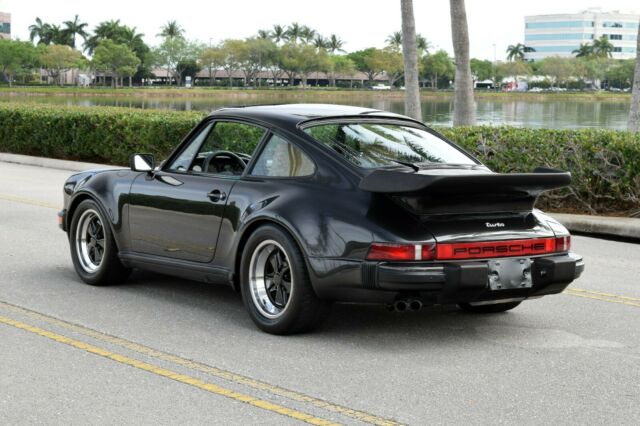 Porsche 930 1979 image number 3