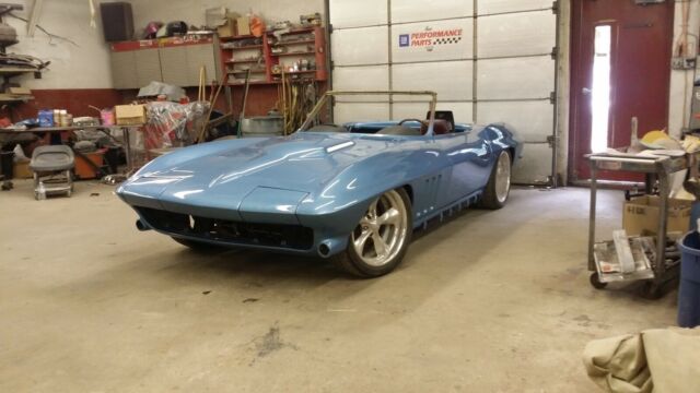 Chevrolet Corvette 1965 image number 4