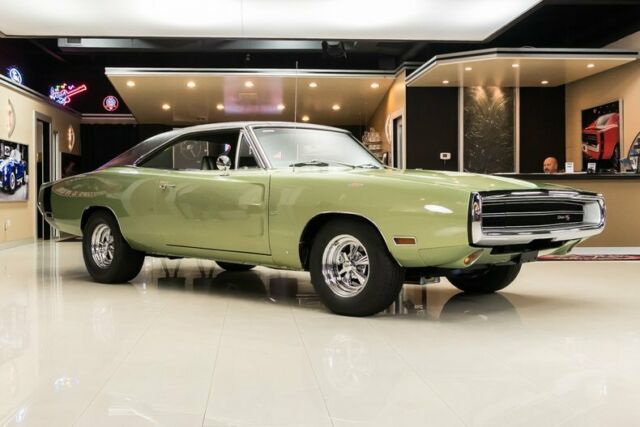 Dodge Charger 1970 image number 31