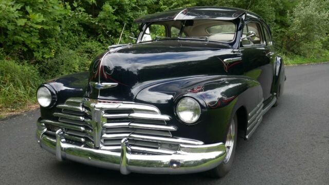 Chevrolet Fleetline 1947 image number 0