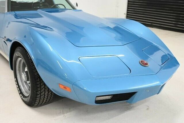 Chevrolet Corvette 1973 image number 10