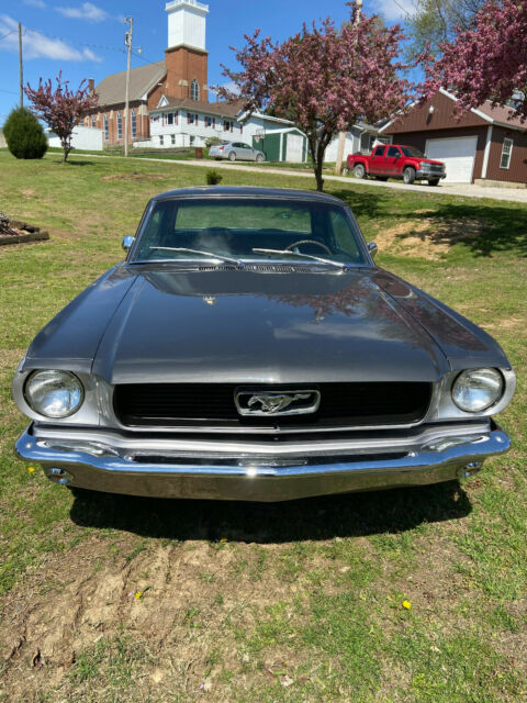 Ford Mustang 1966 image number 0