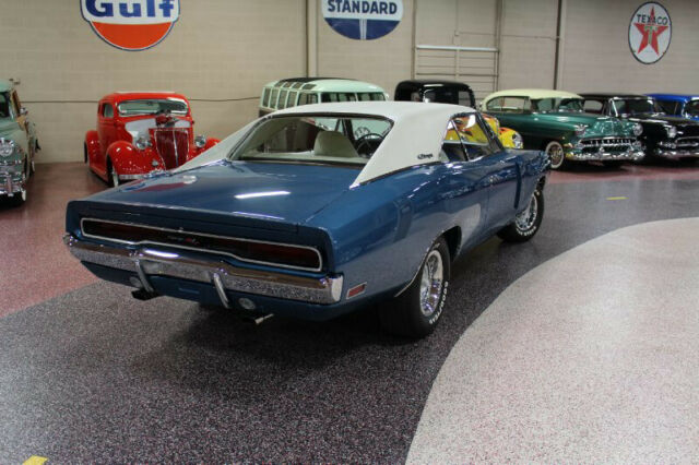 Dodge Charger 1970 image number 29