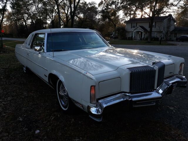 Chrysler New Yorker 1977 image number 28