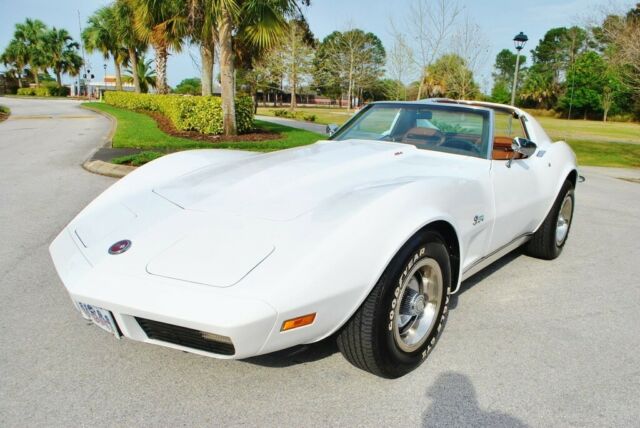 Chevrolet Corvette 1973 image number 21