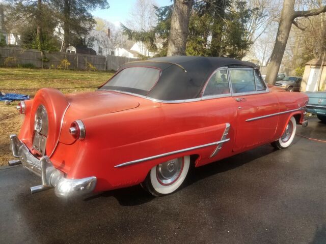 Ford Sunliner 1953 image number 1