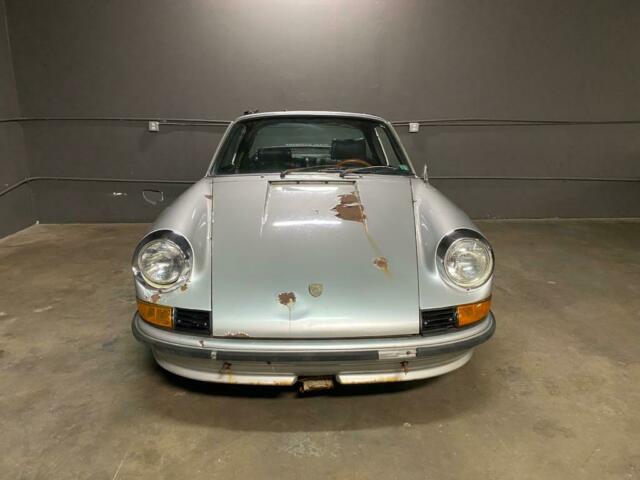 Porsche 911 1973 image number 2